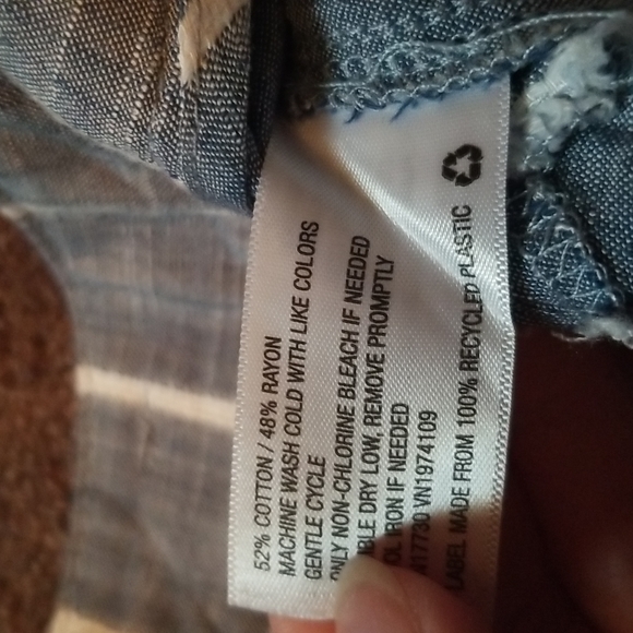 Universal Thread High Rise Wide Leg Crop - Picture 5 of 7